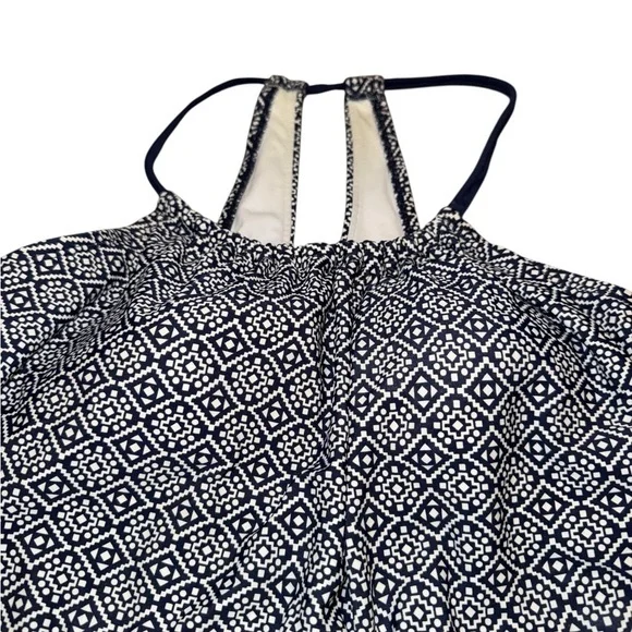 5/$25 Kona Sol Navy and Cream Geometric Halter Swim Top - Picture 3 of 5